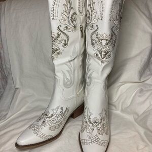 White Embroidered Western Boots